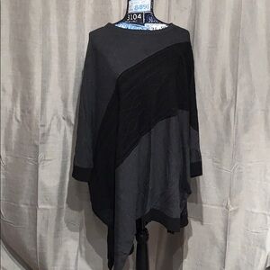 Simply Vera VeraWang asymmetrical poncho